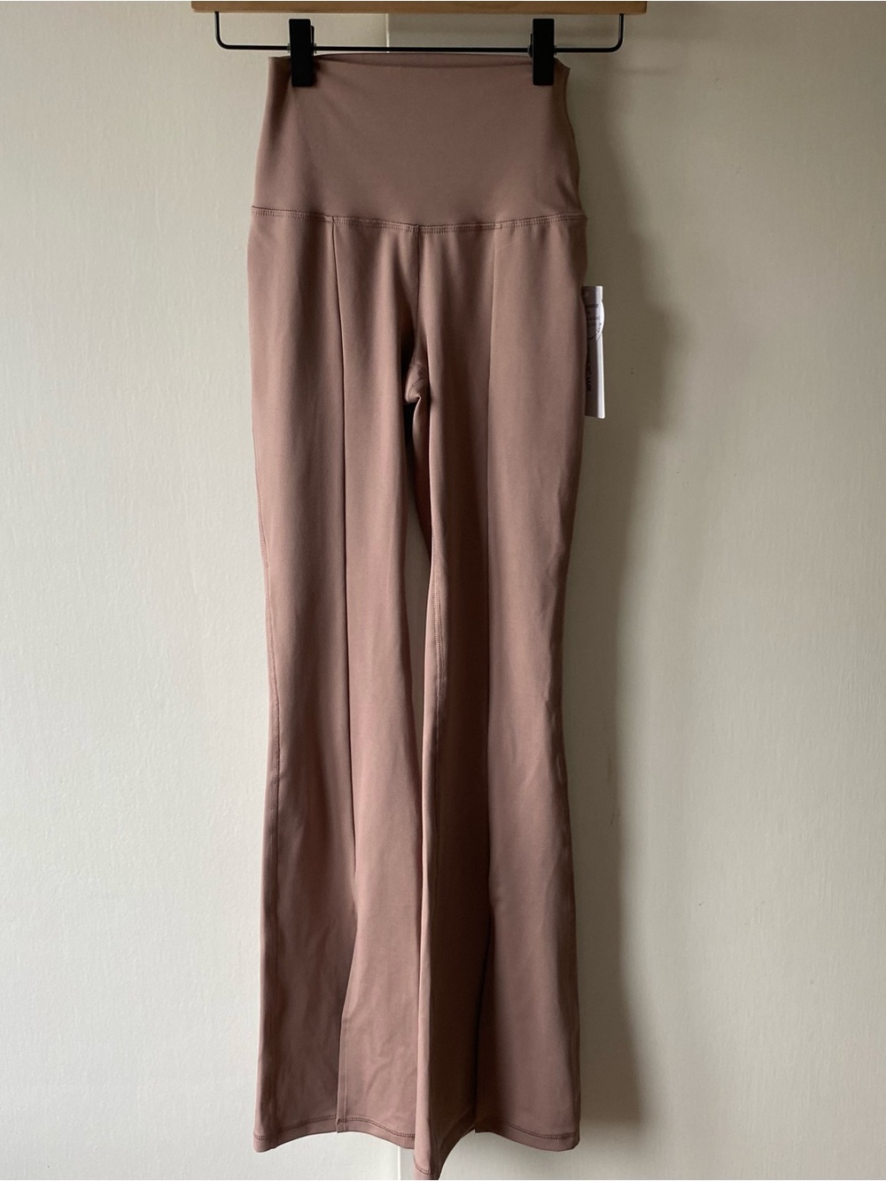 Yogalicious Lux Girlfriend Flare Leggings Size XS 7/8 Front Slit New NWT Beige.